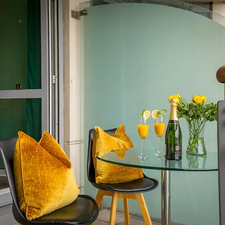 Apartamento Thames View In Town! Large Luxxe Nomad Design Family *