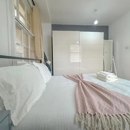 Apartment Gower Street Residences London