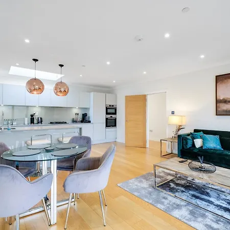 The Concord Modern 2 Bedroom 公寓 *