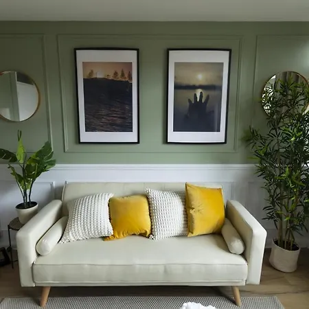 Grace House - 15 Minutes To Central London