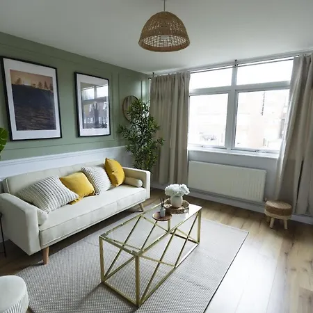 Grace House - 15 Minutes To Central London