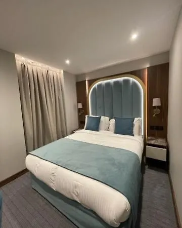 Hotel St Mark's - Merit
