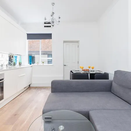 Daire Hidden Haven - Heart Of Fitzrovia