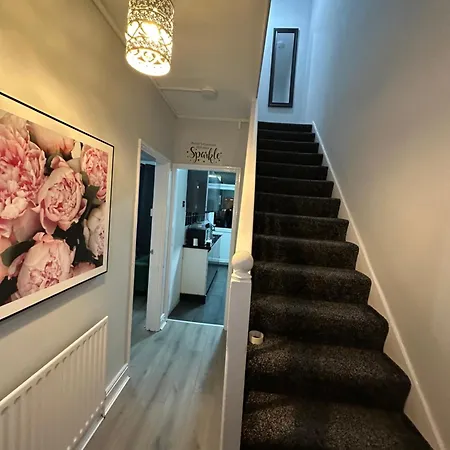 Tranquil At 3 Bedroom House In