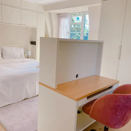 4 Bed House Next To Holland Park Apartment London