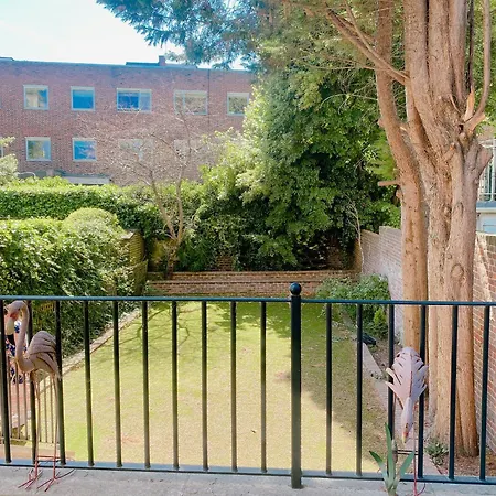 Apartment 4 Bed House Next To Holland Park