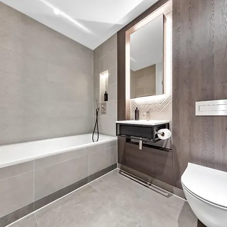The Fiztrovia Collection Apartment *