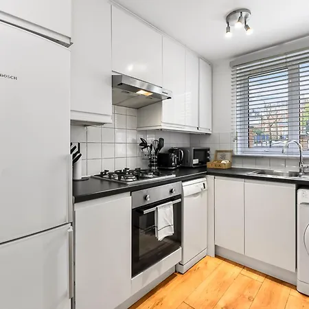 1 Bed Garden Flat- Belsize Park *