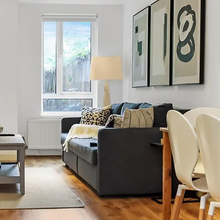 Apartment 1 Bed Garden Flat- Belsize Park
