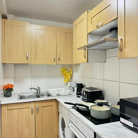 Affordable Near Oxford Street