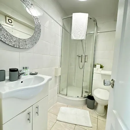 Affordable Near Oxford Street London
