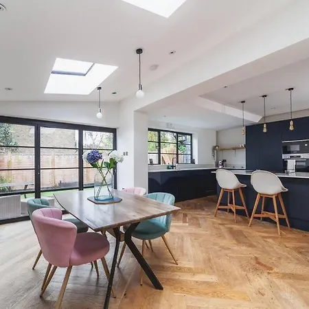 Apartment Bright & Airy Lux 3bed In Fulham With Patio