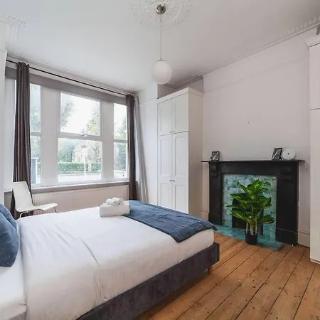 Bright & Airy Lux 3bed In Fulham With Patio *