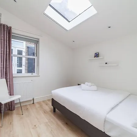 Apartment Bright & Airy Lux 3bed In Fulham With Patio