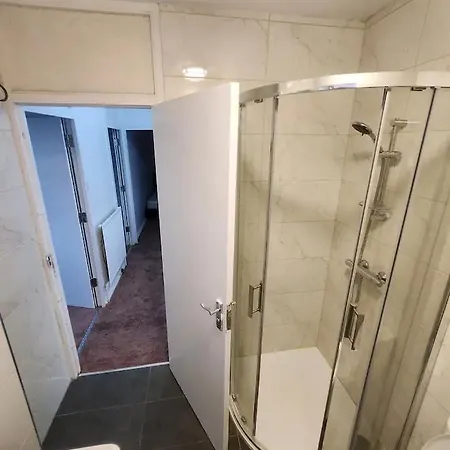 Parkside & Guest house London