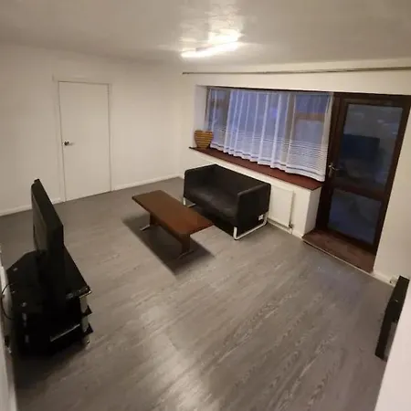 Guest house Parkside & London