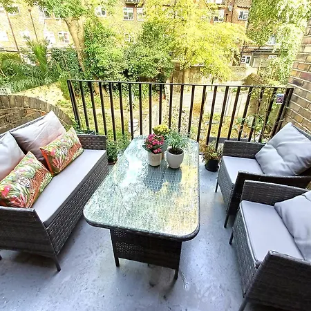 Olympia Terrace *