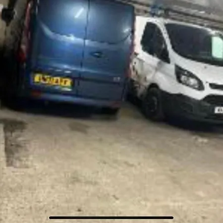 Apartment Tower Bridge 3bedsecure Parking Shad Thames Luxuury Boutique Historic Bright Warehouse Gated Parking Upto 4 Vehicles Inc