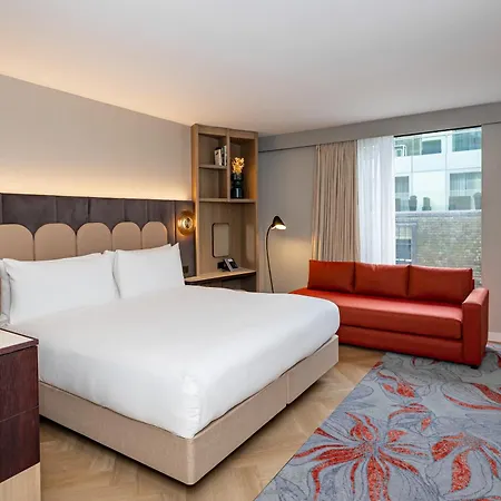 Doubletree By Hilton - Tower Of 4*