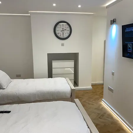 Apartment Stylish 2-bedroom Getaway In The Heart Of Chelsea *