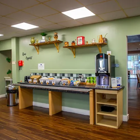 Express Royal Docks By Ihg Hotel