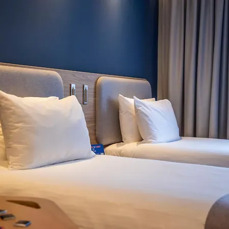 Express Royal Docks By Ihg Hotel