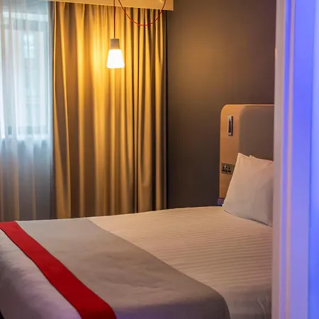 Hotel Express Royal Docks By Ihg 3*
