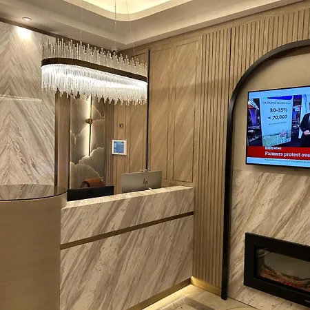 St Mark's - Merit 4* London