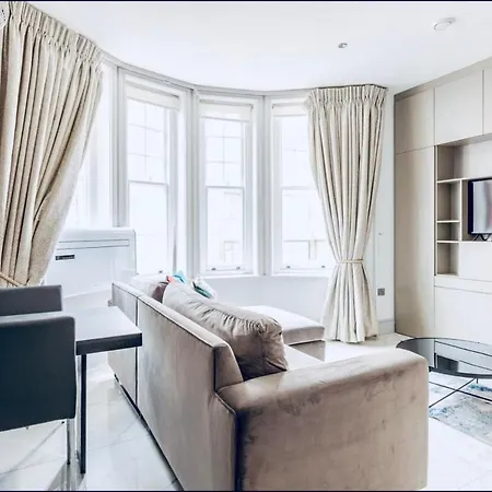 Luxury Knightsbridge Outside Harrods Apartment