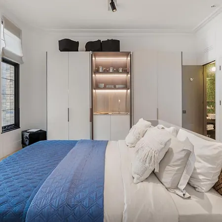 Luxury In Cadogan Square Ii * London