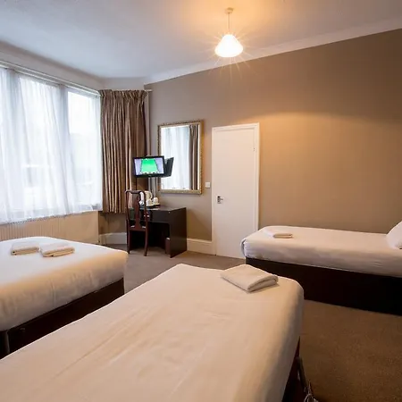 Banks Hotel