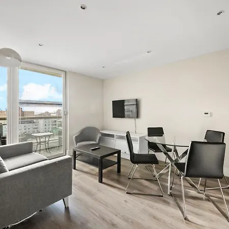 Apartment Londwell, Canary Wharf Skyline Balcony