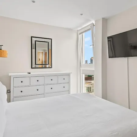 Apartment Londwell, Canary Wharf Skyline Balcony London