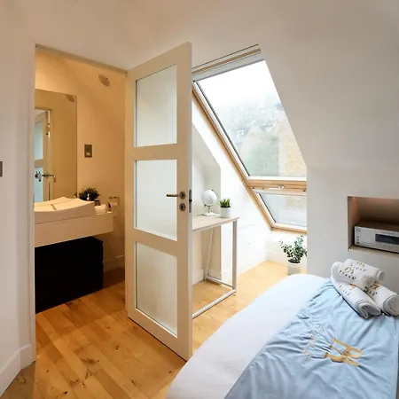 The Garden Loft Apartment