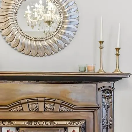 The Holland House Holiday home London