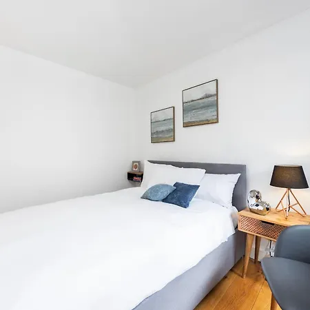 Stunning 2bed In Soho,steps From Piccadilly Circus London