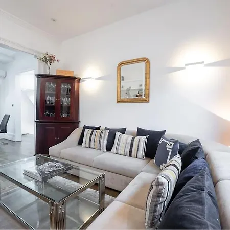 Capital Modern Two Bedroom In Chelsea Ggr Apartment