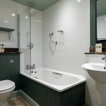 The Brewers 3* London