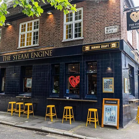 Hostel Publove @ The Steam Engine,waterloo *
