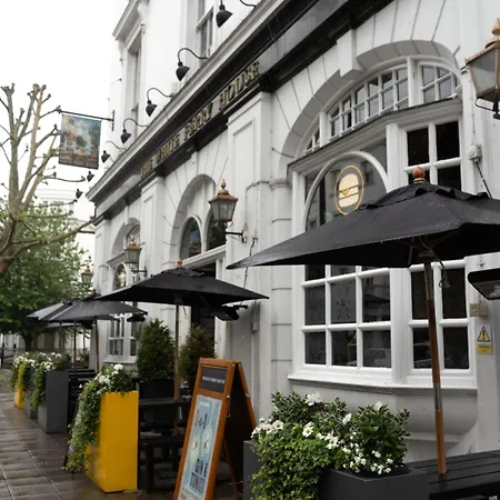 Publove @ The White Ferry, Victoria London