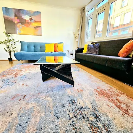 Appartement Bright & Spacious In Building With Lift, Right Next To Bayswater Station - Walk To Kensington Palace, Hyde Park, Little Venice & Notting Hill Londres