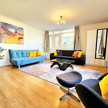 Bright & Spacious In Building With Lift, Right Next To Bayswater Station - Walk To Kensington Palace, Hyde Park, Little Venice & Notting Hill Appartement *