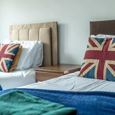 Apartment Gorgeous House, 5 Beds, Amazing Transport Links London