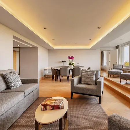 Royal Garden Hotel 5*