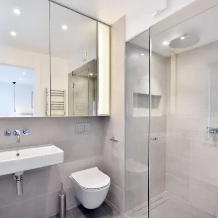 Family Chill Holiday home London