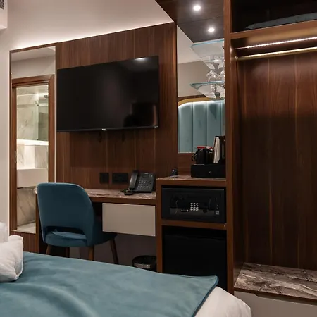 St Mark's - Merit 4* London