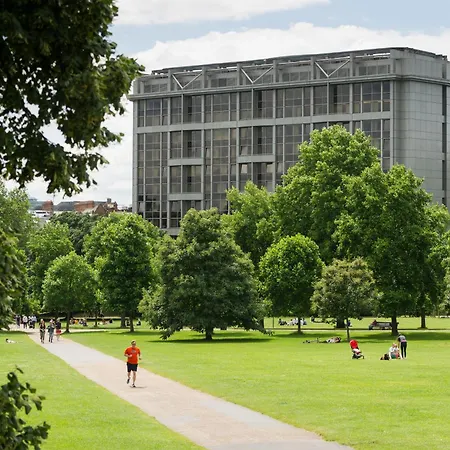 Royal Garden Hotel Londra