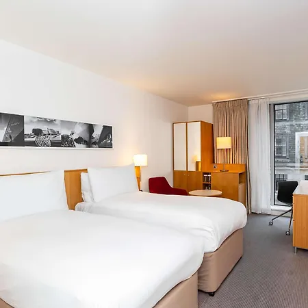 Hotel Doubletree By Hilton - Tower Of