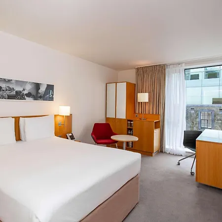 Doubletree By Hilton - Tower Of
