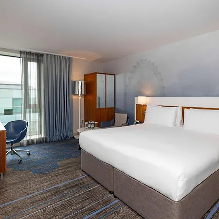 Doubletree By Hilton - Tower Of Hotel